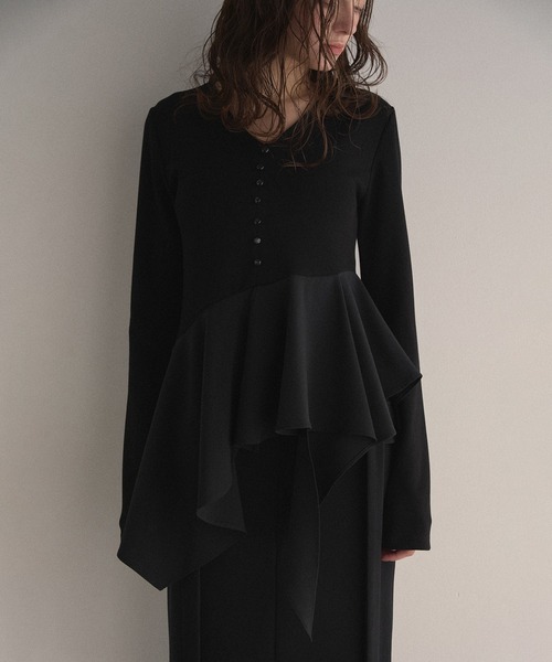 MIELI INVARIANT（ミエリインヴァリアント）の「Peplum Henry Tops（Tシャツ/カットソー・レディース・チャコールグレー/ブラック・FREE）」の17枚目の写真