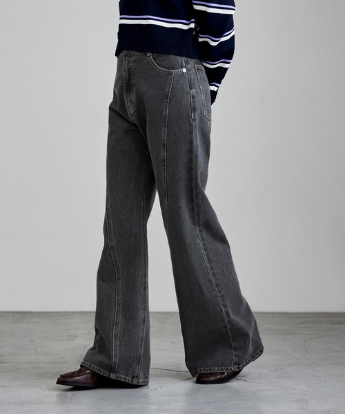 etoll.（エトル）の「シームデザインフレアデニムパンツ（デニムパンツ・レディース・ブルー/グレー・M/S）」の4枚目の写真