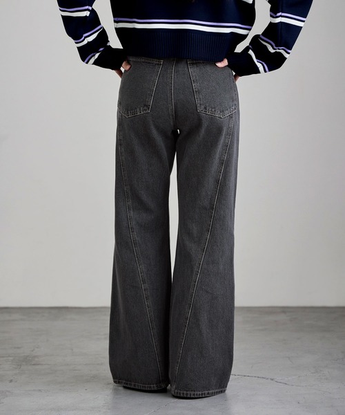 etoll.（エトル）の「シームデザインフレアデニムパンツ（デニムパンツ・レディース・ブルー/グレー・M/S）」の5枚目の写真
