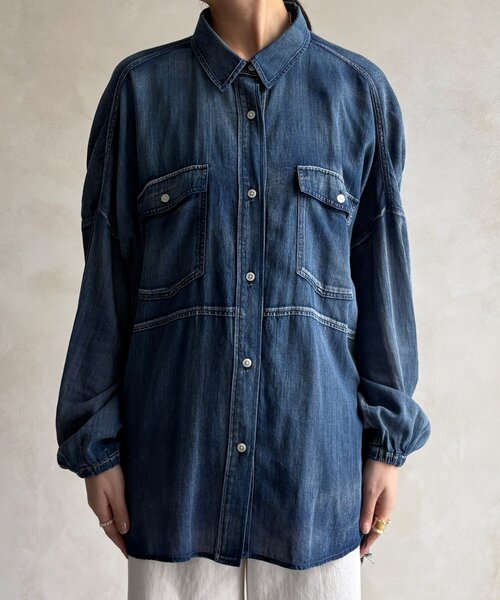 DouDou（ドゥドゥ）の「バックギャザーシアーデニムシャツ（シャツ/ブラウス・レディース・サックスブルー/ブルー・FREE）」の13枚目の写真