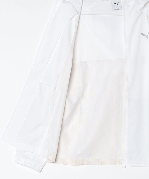 PUMA（プーマ）の「プーマ PUMA クロス AOP JKT（ナイロンジャケット・レディース・ブラウン/ホワイト/ブラック・S/M/L/XL）」の4枚目の写真
