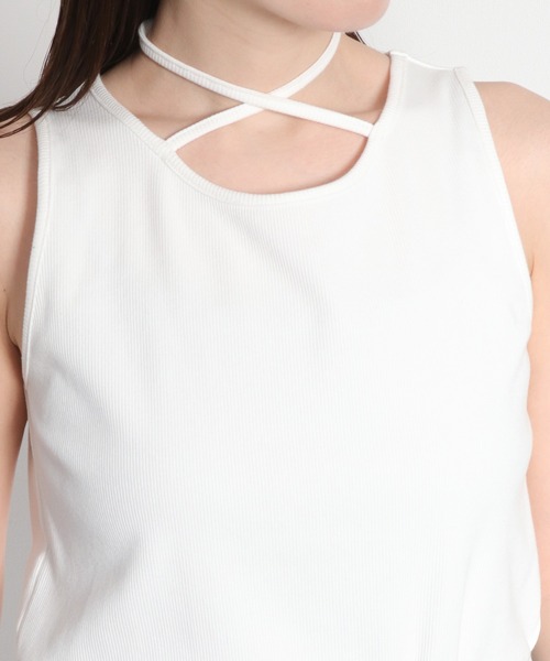 cepo(セポ)の「〈前後2way〉ホルターネックタンクトップ(タンクトップ・レディース・チャコール/ホワイト系その他/ブラック/オフホワイト・M)」の10枚目の写真