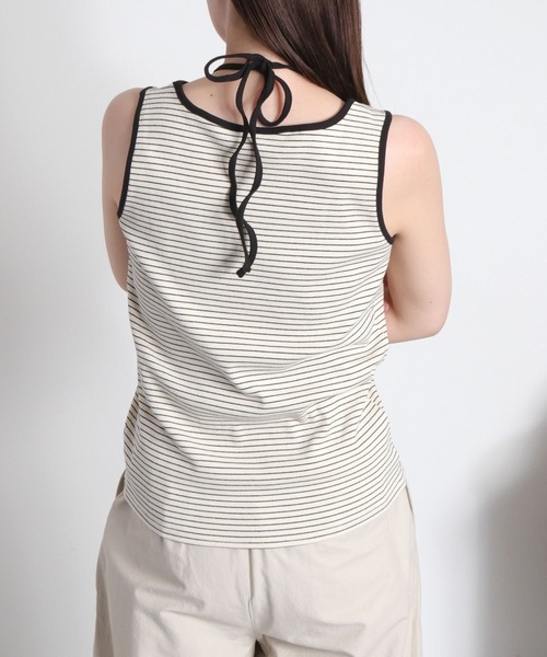 cepo(セポ)の「〈前後2way〉ホルターネックタンクトップ(タンクトップ・レディース・チャコール/ホワイト系その他/ブラック/オフホワイト・M)」の17枚目の写真