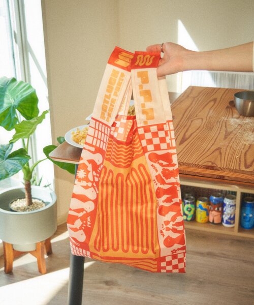BIRTHDAY BAR(バースデイバー)の「【クリエイター「FLINT MASON」× BIRTHDAY BAR 初コラボ!】POTLUCK PASTA PARTYエコバッグ(エコバッグ/サブバッグ・レディース・ネイビー/オレンジ・0)」の15枚目の写真