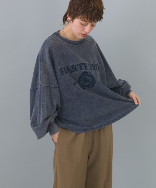 enhaut(アンオート)の「パウダー加工 天竺編み 袖ボリューム HART FORD 刺繍 Tシャツ ロンT(Tシャツ/カットソー・レディース・アイボリー/ライトベージュ/チャコールグレー/ネイビー・FREE)」の8枚目の写真