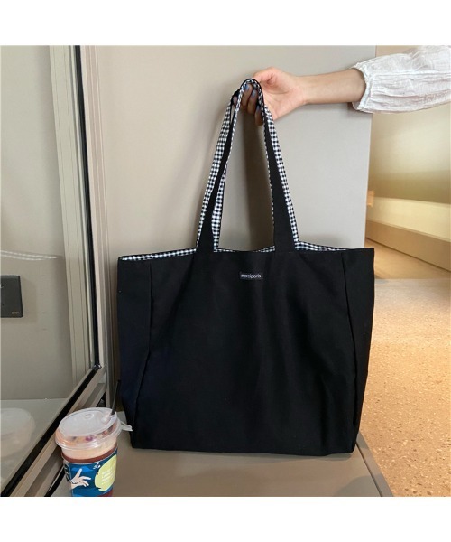 Coo+i(クーイ)の「無地&ギンガムチェック リバーシブルトートバッグ(トートバッグ・レディース・ブルー/ブラック・FREE)」の16枚目の写真