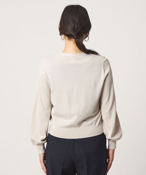 A DAY IN THE LIFE UNITED ARROWS(アデイインザライフユナイテッドアローズ)の「フェイクパールボタン Vネックカーディガン ‐UVカット・接触冷感・ウォッシャブル‐<A DAY IN THE LIFE>(カーディガン/ボレロ・レディース・ナチュラル/ブラック/コバルトブルー・FREE)」の21枚目の写真