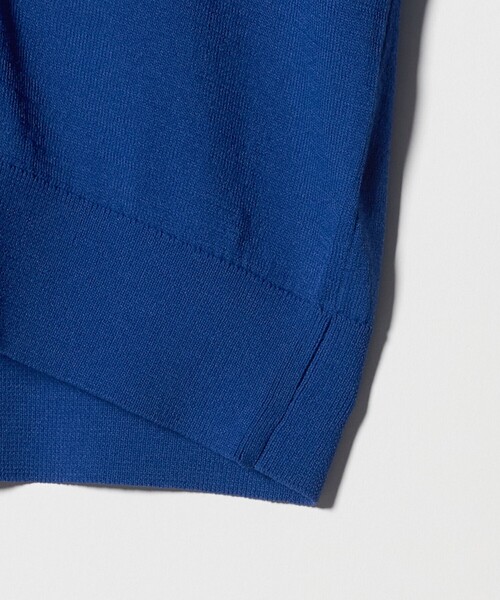 A DAY IN THE LIFE UNITED ARROWS(アデイインザライフユナイテッドアローズ)の「フェイクパールボタン Vネックカーディガン ‐UVカット・接触冷感・ウォッシャブル‐<A DAY IN THE LIFE>(カーディガン/ボレロ・レディース・ナチュラル/ブラック/コバルトブルー・FREE)」の17枚目の写真