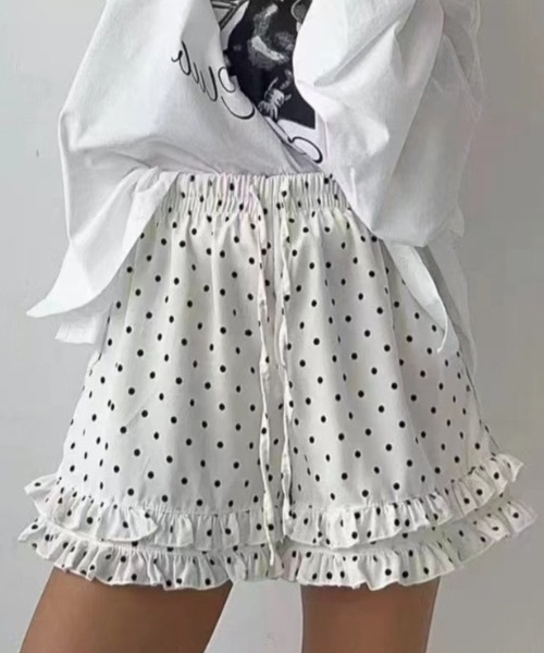 Teem Store(チームストア)の「ドット柄フリルショートパンツ(その他パンツ・レディース・ブラック/ホワイト・M/S)」の10枚目の写真