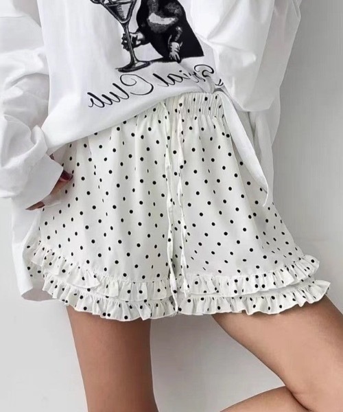 Teem Store(チームストア)の「ドット柄フリルショートパンツ(その他パンツ・レディース・ブラック/ホワイト・M/S)」の9枚目の写真