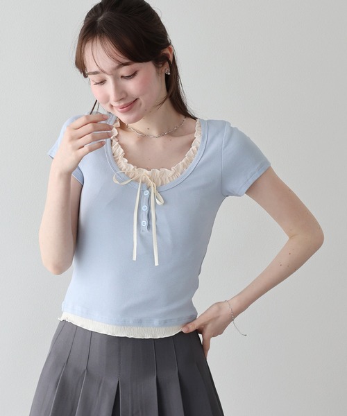 BLUEEAST(ブルーイースト)の「《新色追加》ギャザーリボンレイヤードTシャツ(Tシャツ/カットソー・レディース・チャコールグレー/ブラック/ブルー/ブラウン/レッド・MEDIUM)」の4枚目の写真