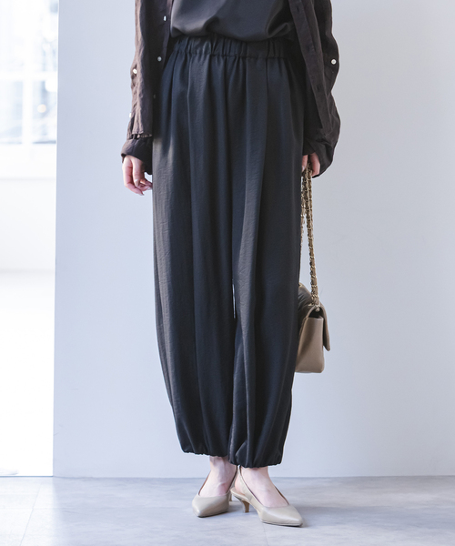 Noble（ノーブル）の「エアリーギャザーバレルパンツ（その他パンツ・レディース・ホワイト/ブラック・FREE）」の4枚目の写真
