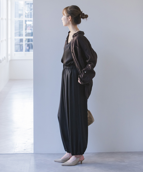 Noble（ノーブル）の「エアリーギャザーバレルパンツ（その他パンツ・レディース・ホワイト/ブラック・FREE）」の8枚目の写真