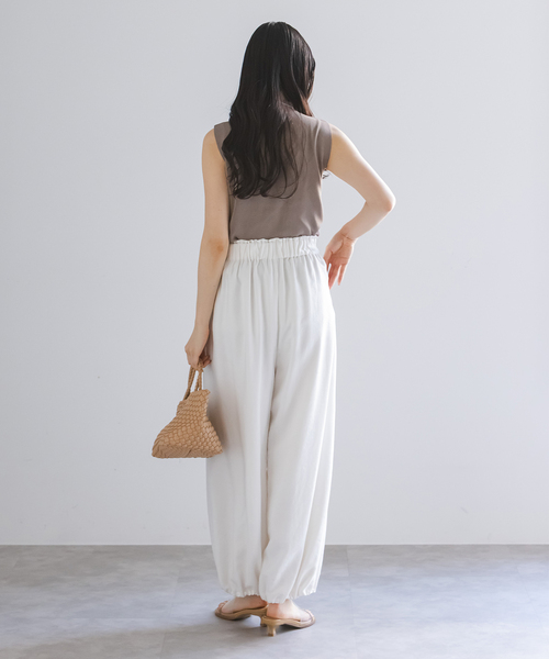 Noble（ノーブル）の「エアリーギャザーバレルパンツ（その他パンツ・レディース・ホワイト/ブラック・FREE）」の12枚目の写真