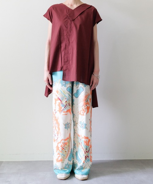 DOLLUPOOPS(ドールアップウップス)の「Asymmetric Sleeveless Blouse(アシンメトリーノースリーブブラウス)(シャツ/ブラウス・レディース・ブラウン/オフホワイト/ブルー/ブラック・FREE)」の16枚目の写真