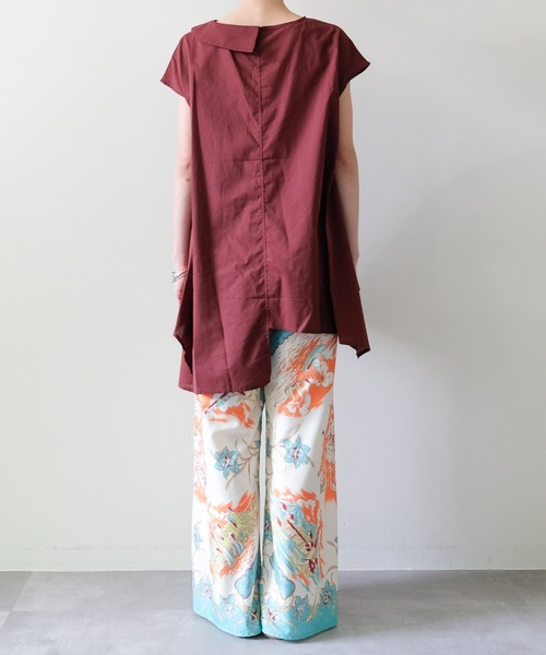 DOLLUPOOPS(ドールアップウップス)の「Asymmetric Sleeveless Blouse(アシンメトリーノースリーブブラウス)(シャツ/ブラウス・レディース・ブラウン/オフホワイト/ブルー/ブラック・FREE)」の14枚目の写真