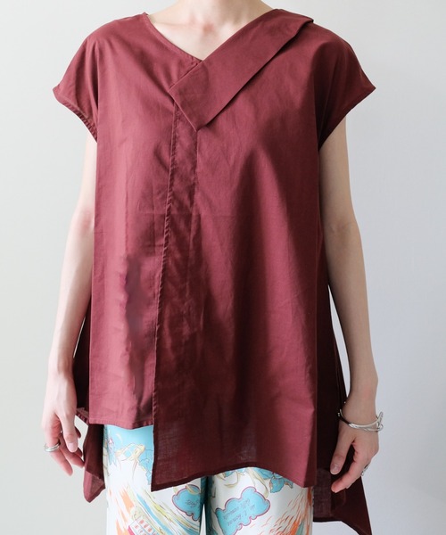 DOLLUPOOPS(ドールアップウップス)の「Asymmetric Sleeveless Blouse(アシンメトリーノースリーブブラウス)(シャツ/ブラウス・レディース・ブラウン/オフホワイト/ブルー/ブラック・FREE)」の19枚目の写真