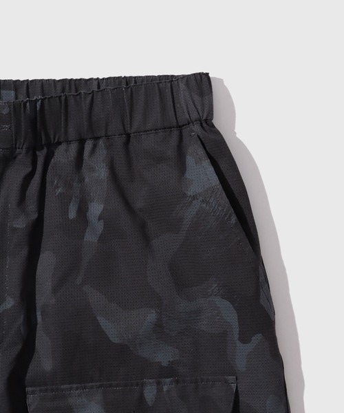 ADAM ET ROPE'(アダムエロペ)の「メッシュプリント カーゴパンツ(カーゴパンツ・メンズ・グリーン系その他2/ブラック系その他2・L/M)」の7枚目の写真