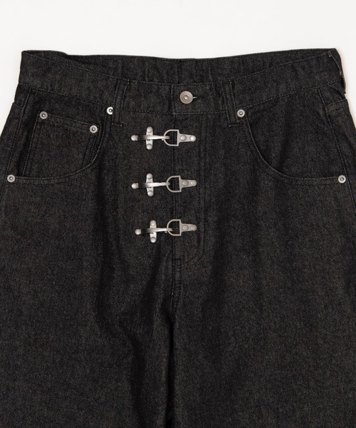 SHORT ROUND(ショートラウンド)の「SHORT ROUND/ファイヤーマンバギーデニムパンツ(デニムパンツ・メンズ・インディゴブルー/ブラック系2・LARGE/MEDIUM)」の9枚目の写真