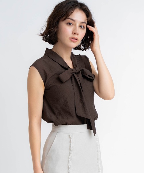 NOELA（ノエラ）の「２ＷＡＹリボンシアーノースリブラウス（シャツ/ブラウス・レディース・オフホワイト/ブラウン/グリーン/ベージュ・フリー）」の14枚目の写真