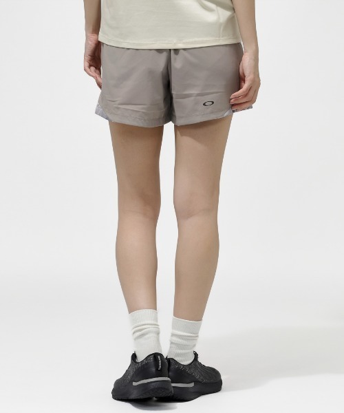OAKLEY（オークリー）の「オークリー  RADIANT ST WOVEN SHORTS 11.0（その他パンツ・レディース・ブラウン/ペールイエロー/ブラック・M/L）」の7枚目の写真