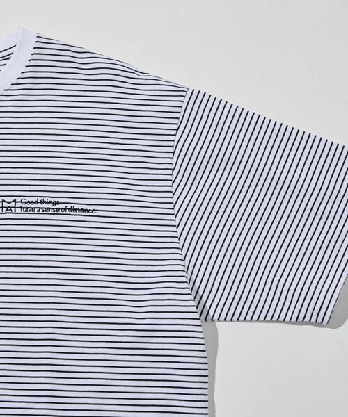 Firsthand(ファーストハンド)の「MA Firsthand/マ ファーストハンド MA ベーシック ロゴ 刺繍 ショートスリーブ Tシャツ ピンボーダー(Tシャツ/カットソー・メンズ・ホワイト/ネイビー/ブラック・LARGE/MEDIUM/SMALL)」の9枚目の写真