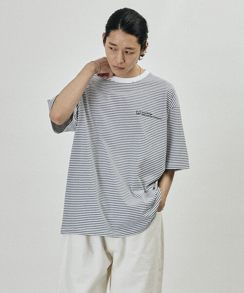 Firsthand(ファーストハンド)の「MA Firsthand/マ ファーストハンド MA ベーシック ロゴ 刺繍 ショートスリーブ Tシャツ ピンボーダー(Tシャツ/カットソー・メンズ・ホワイト/ネイビー/ブラック・LARGE/MEDIUM/SMALL)」の22枚目の写真