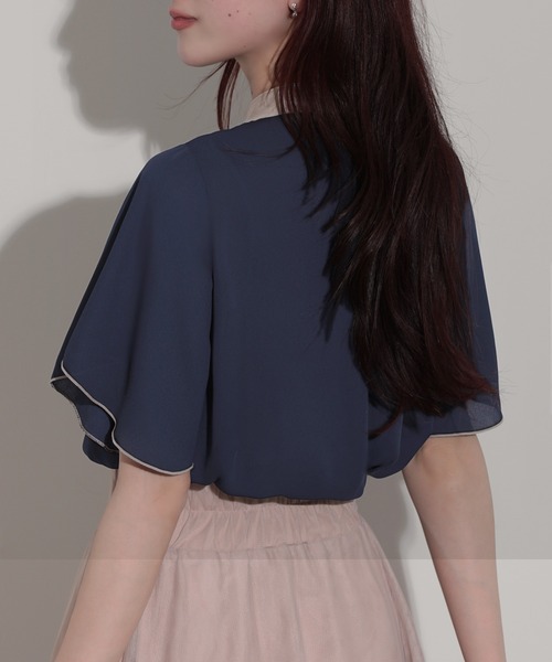 nouvellemoi（ヌーベルモイ）の「フロントタックバイカラーデザインラッフルスリーブブラウス（シャツ/ブラウス・レディース・オフホワイト/ネイビー/ライトベージュ/ピンク・M）」の11枚目の写真