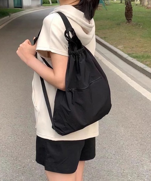 Miniministore(ミニミニストア)の「リュックサック ドローストリングリュック(バックパック/リュック・レディース・ブラック/グレイッシュベージュ・FREE)」の13枚目の写真