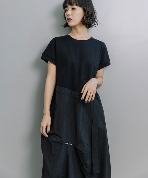 MARECHAL TERRE（マルシャルテル）の「アシンメトリーコンビネーションワンピース（ワンピース・レディース・マスタード/ネイビー/チャコールグレー/ブラック・MEDIUM）」の2枚目の写真