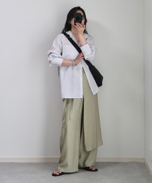 ZOZOMARKET by ゆずもも.(ゾゾマーケットバイユズモモ)の「【インフルエンサー ゆ ず も も .セレクト】ロング丈ボリュームスリーブビッグシャツ(シャツ/ブラウス・レディース・オフホワイト/ピンク・FREE)」の22枚目の写真