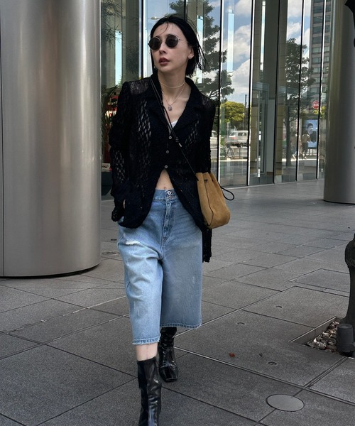 Ameri(アメリ)の「LOOSE DENIM HALF PANTS(デニムパンツ・レディース・ブラック/ブルー・26inch/25inch/24inch)」の3枚目の写真