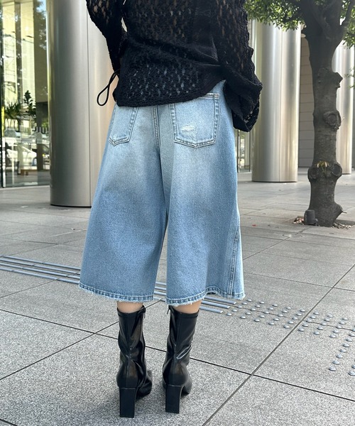 Ameri(アメリ)の「LOOSE DENIM HALF PANTS(デニムパンツ・レディース・ブラック/ブルー・26inch/25inch/24inch)」の7枚目の写真