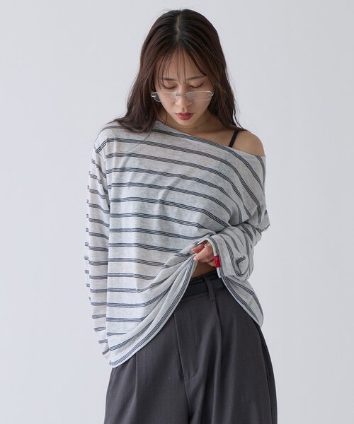 COLONY 2139（コロニートゥーワンスリーナイン）の「2WAYシアーボーダーTシャツ（Tシャツ/カットソー・レディース・サックスブルー/ブラック・FREE）」の4枚目の写真
