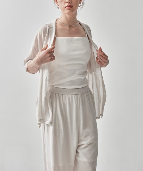 ATON（エイトン）の「[ATON/エイトン]HIGH TWIST COTTON KNIT SHIRT（シャツ/ブラウス・レディース・ライトグレー/ブラック・2）」の7枚目の写真