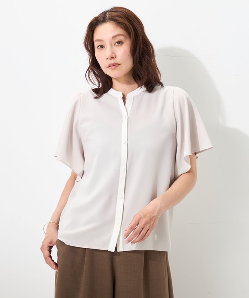 GALLORIA(ギャローリア)の「【接触冷感・ウォッシャブル】配色スキッパーブラウス(シャツ/ブラウス・レディース・オフホワイト/ネイビー/ライトグレー・M/L/S/LL)」の2枚目の写真