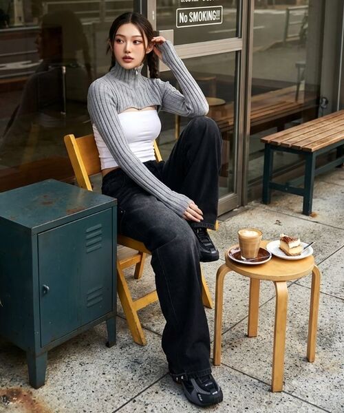 BASIC LABEL（ベーシックラベル）の「Curve side pintuck wide denim pants 3 Color [BLBD_4502]（デニムパンツ・レディース・チャコール/ライトブルー/ブルー・SMALL/MEDIUM/LARGE）」の9枚目の写真