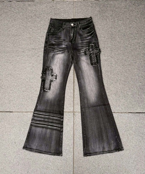 d.i.a.(ダイヤ)の「クロスパッチワークフレアデニム(デニムパンツ・レディース・ブラック/ブルー・SMALL/MEDIUM)」の20枚目の写真