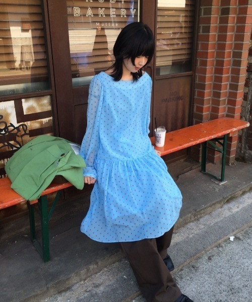 FAVORITO(ファヴォリート)の「ドット柄ワンピース(ワンピース・レディース・ブルー/ブラック・F)」の20枚目の写真
