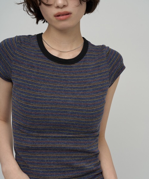 OFROOM(オフルーム)の「Multi Border Tee|マルチボーダーTee(Tシャツ/カットソー・レディース・ネイビー/グレー・FREE)」の5枚目の写真