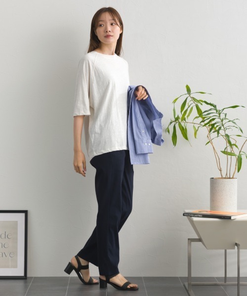 OMNES（オムネス）の「スラブ天竺 ラグラン5分袖Tシャツ UVカット付（Tシャツ/カットソー・レディース・ブラック/ホワイト/ブラウン/レッド・FREE）」の19枚目の写真