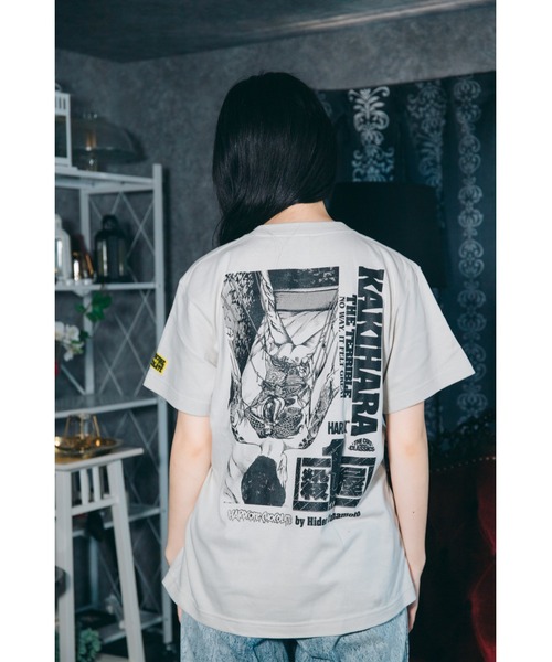 ハードコアチョコレート(ハードコアチョコレート)の「殺し屋1 KAKIHARA VS SUZUKI(沸騰油グレージュ)(Tシャツ/カットソー・メンズ・ナチュラル・XX-LARGE/X-LARGE/LARGE)」の7枚目の写真