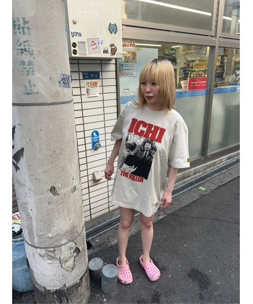 ハードコアチョコレート(ハードコアチョコレート)の「殺し屋1 KAKIHARA VS SUZUKI(沸騰油グレージュ)(Tシャツ/カットソー・メンズ・ナチュラル・XX-LARGE/X-LARGE/LARGE)」の11枚目の写真