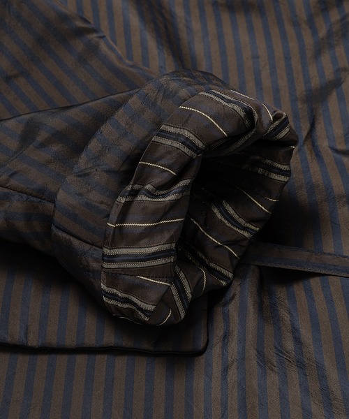 DRIES VAN NOTEN(ドリスヴァンノッテン)の「BLURSY 4284 W.W.JACKET(テーラードジャケット・レディース・その他1・XS/S)」の4枚目の写真