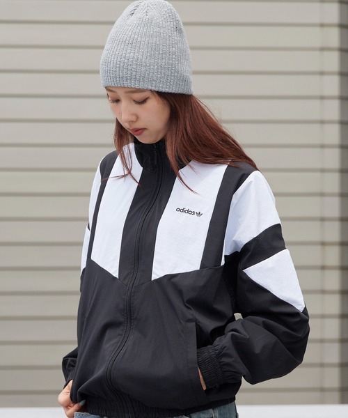 adidas(アディダス)の「adidas/アディダス M BLOCKED TRACKTOP ブロックド トラックトップ トラックジャケット ナイロンジャケット ナイロンアウター ライトアウター 配色 切り替え メンズ レディース 2026年 夏 夏服 秋 秋服(ブルゾン・メンズ・ブラック/インディゴブルー・S/M/L/XL)」の12枚目の写真