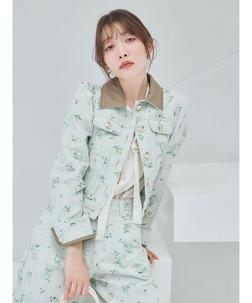 LILY BROWN(リリーブラウン)の「レザートリムクラシックデニムジャケット(デニムジャケット・レディース・インディゴブルー/その他/ブルー・F)」の4枚目の写真