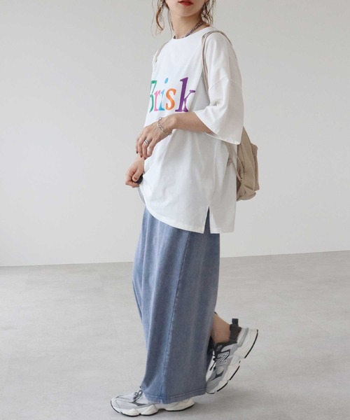zena(ジェナ)の「カラフルロゴプリントビッグTee(Tシャツ/カットソー・レディース・オフホワイト/チャコールグレー・FREE)」の12枚目の写真