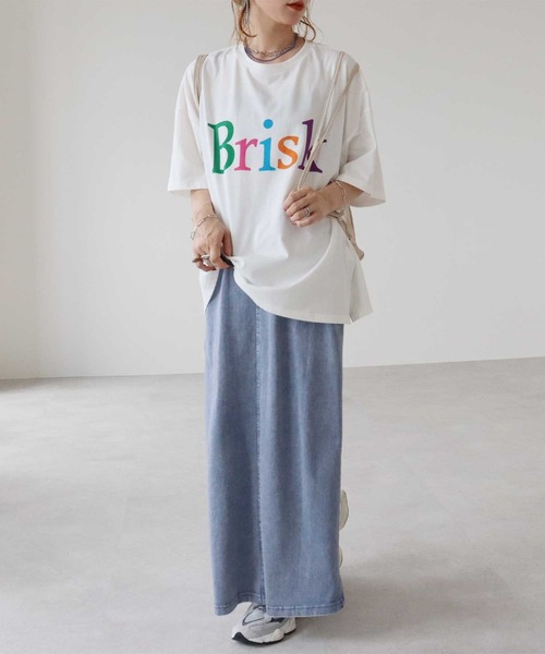 zena(ジェナ)の「カラフルロゴプリントビッグTee(Tシャツ/カットソー・レディース・オフホワイト/チャコールグレー・FREE)」の11枚目の写真