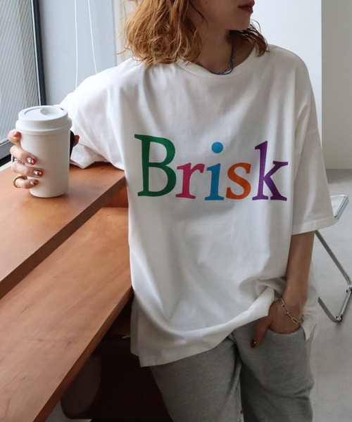 zena(ジェナ)の「カラフルロゴプリントビッグTee(Tシャツ/カットソー・レディース・オフホワイト/チャコールグレー・FREE)」の4枚目の写真