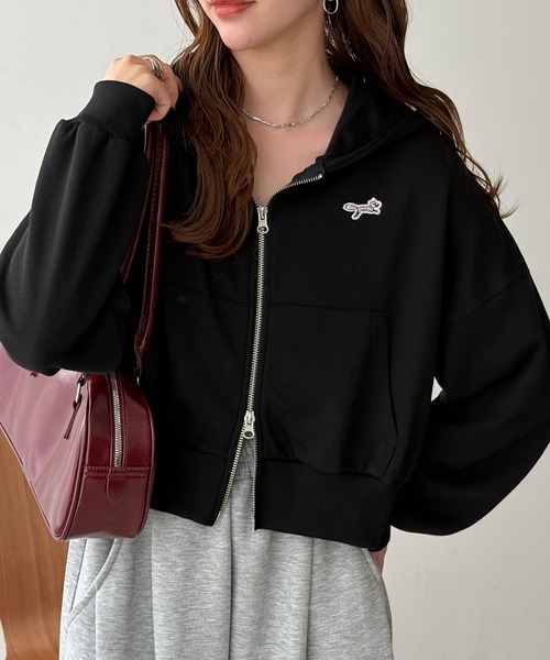 PENNEYS(ぺニーズ)の「GeeRA別注【PENNEYS】裏毛ダブルジップショートパーカー(パーカー・レディース・ブラック/杢グレー/ブラウン・MEDIUM/X-LARGE/LARGE)」の2枚目の写真